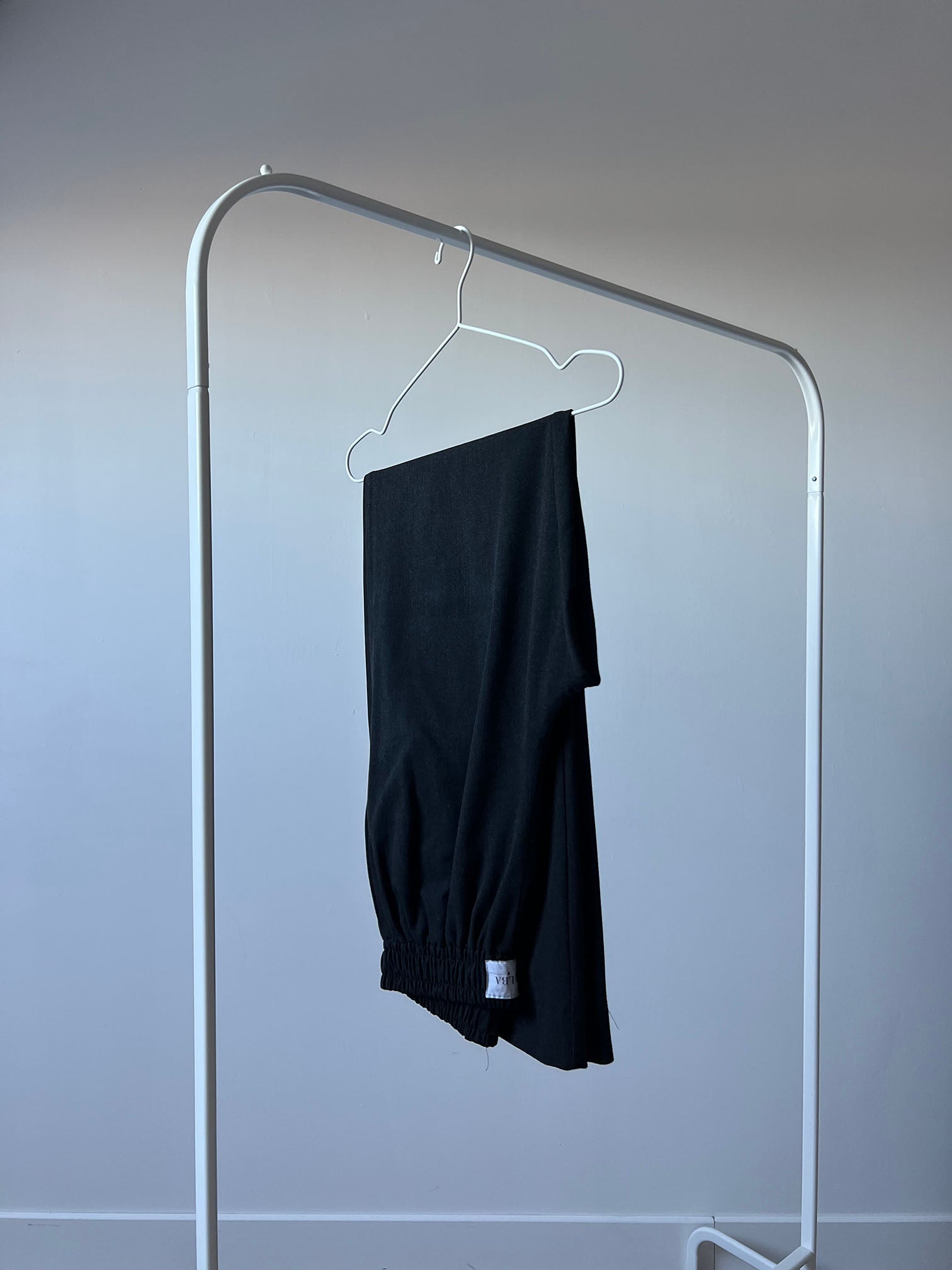PANTALON LÉO — TAILLEUR GRIS