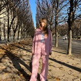 Ensemble chemise et pantalon en popeline rose à Paris