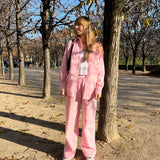 Ensemble Alba, pantalon, et chemise en popeline rose. Et débardeur en jersey pointelle.