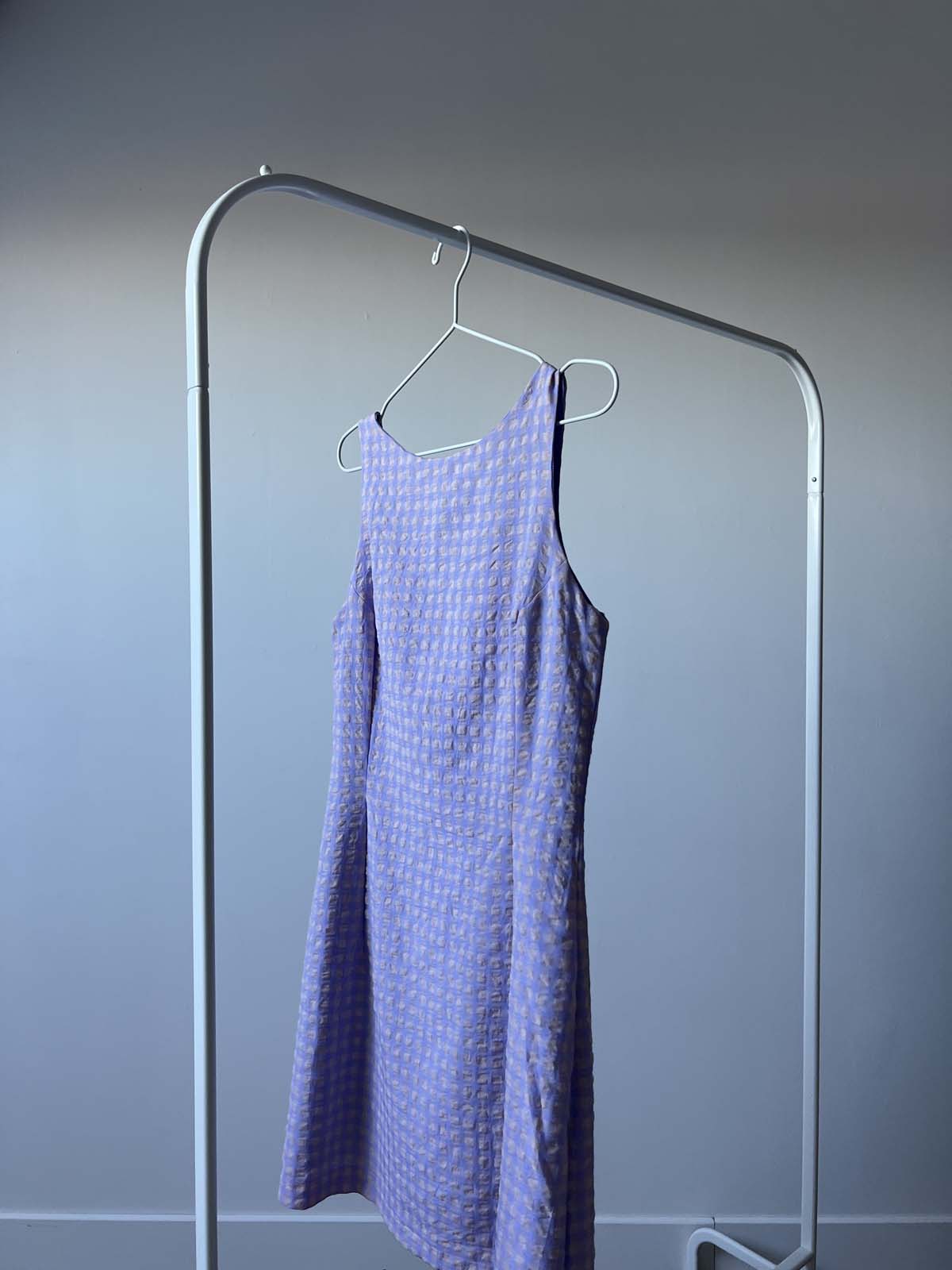 ROBE DÉLICATE — SEERSUCKER LILAS