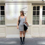 Look parisien ALBA – robe Noah jersey pointelle gris courte et féminine